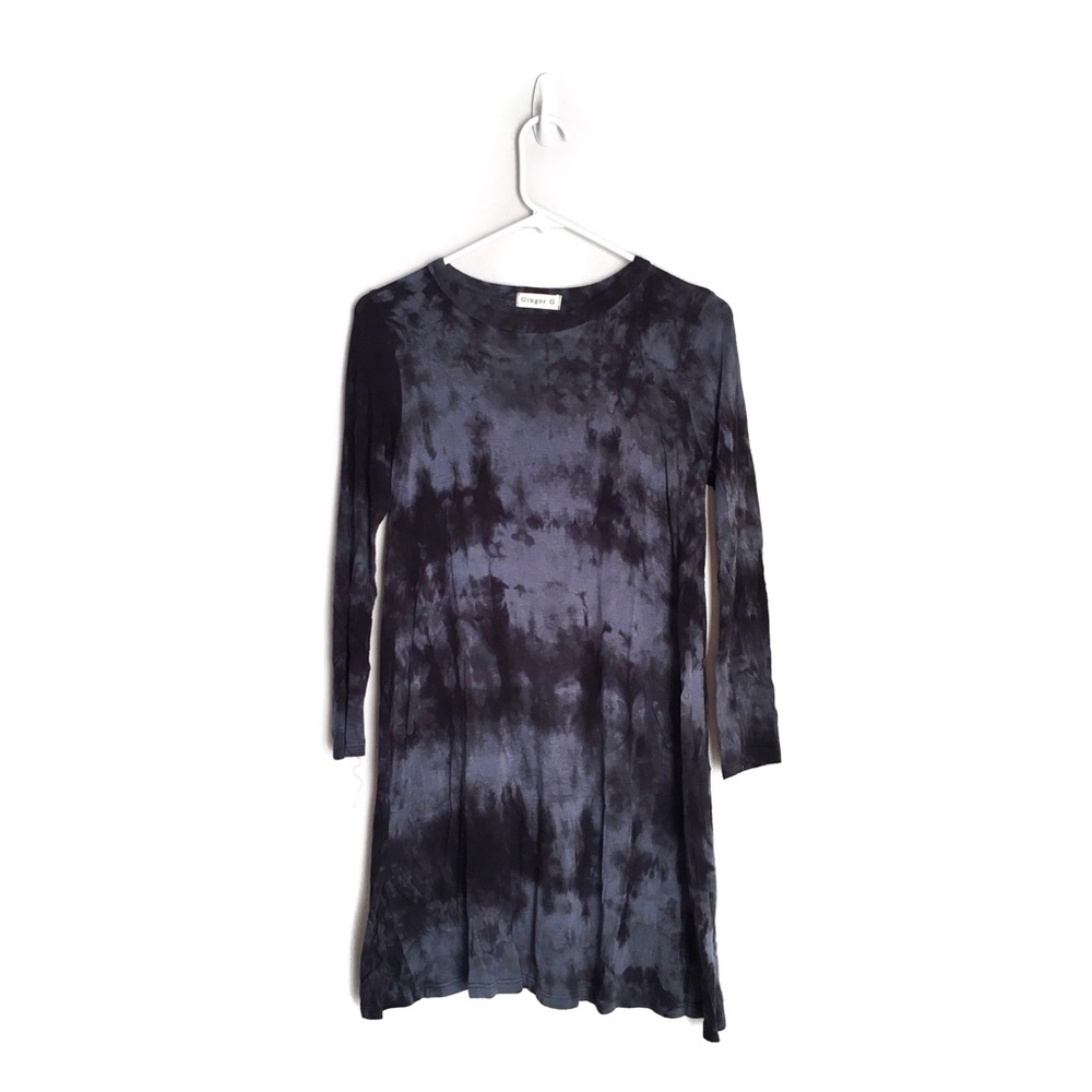 ⭐️5 for $25⭐️ Ginger G Dark Navy Blue Tie Dye Long Sleeve Mini Shift Dress